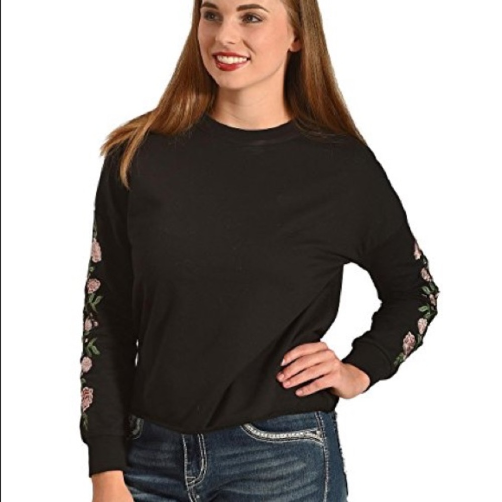 Black Derek Heart long embroidered sleeve